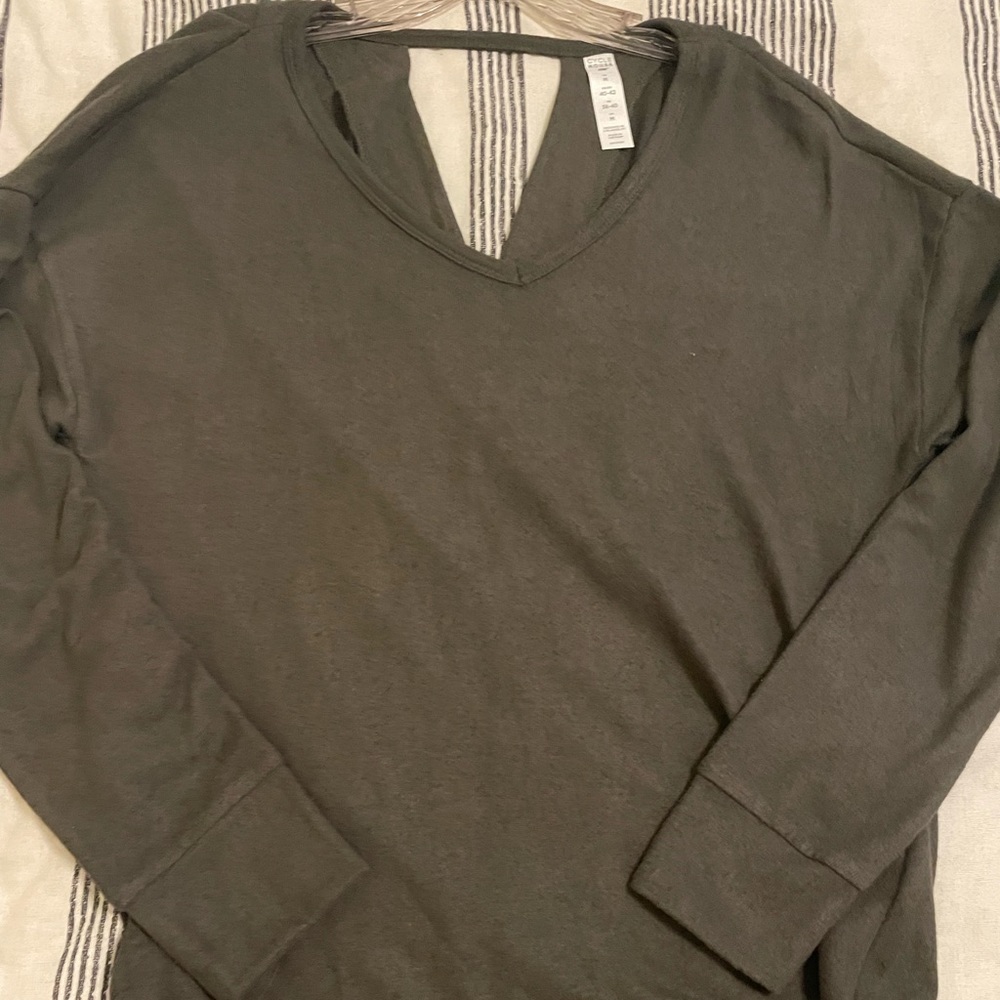Cycle House size medium olive colored top